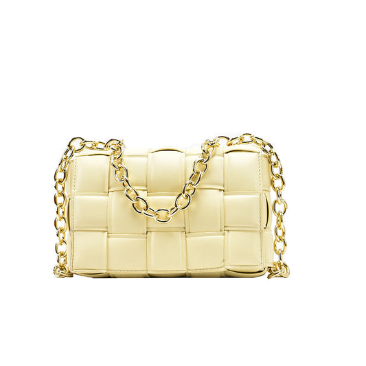 Velora elegance chain clutch