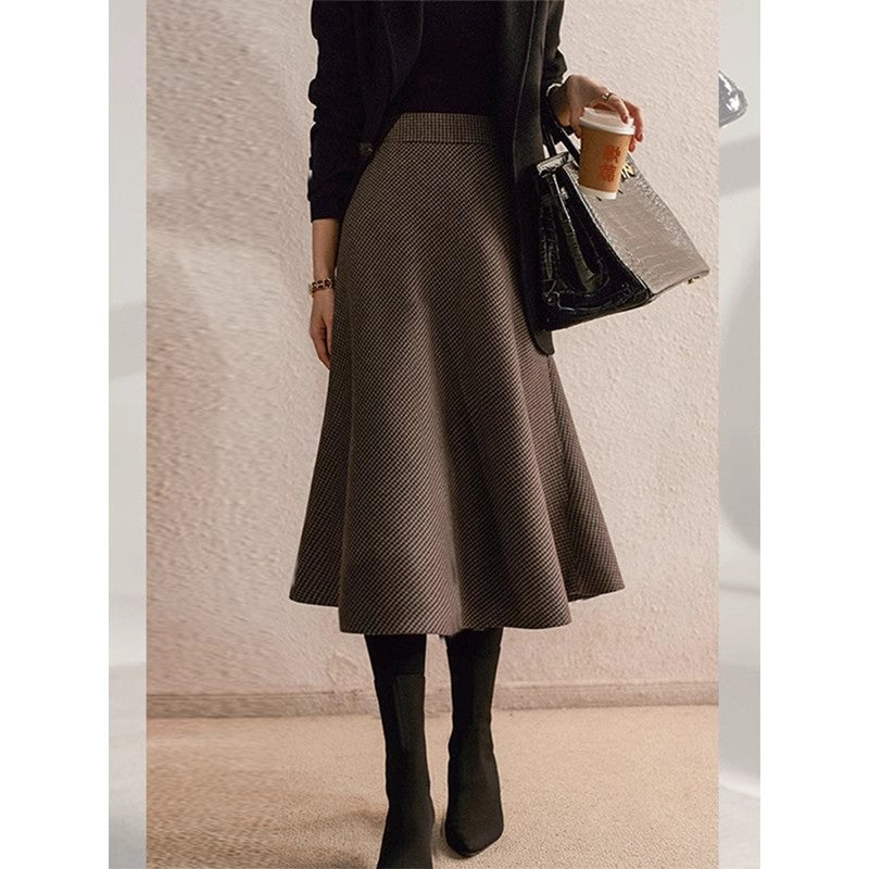 Velora classic midi skirt